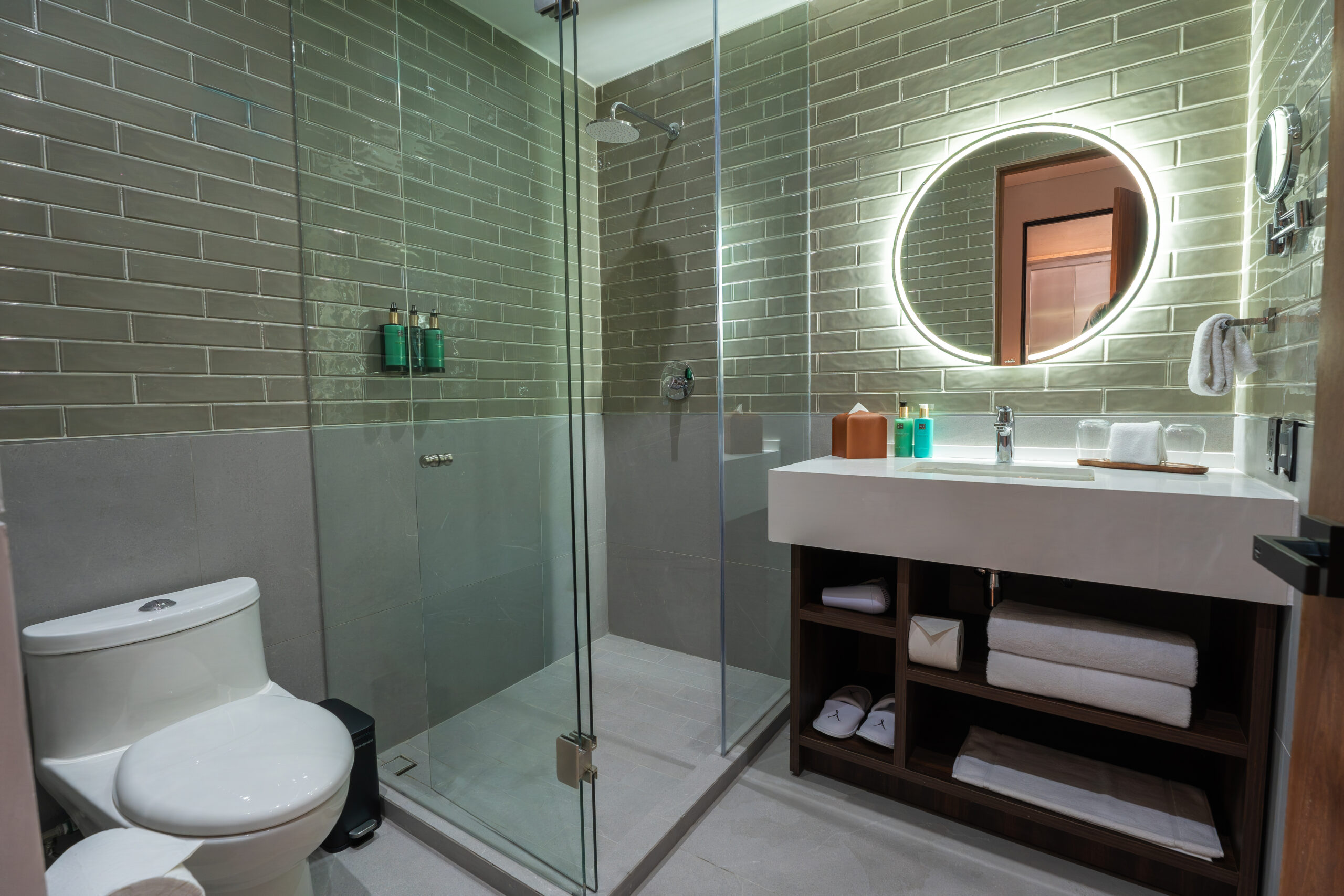 Suite Premium City View Ambulan-6